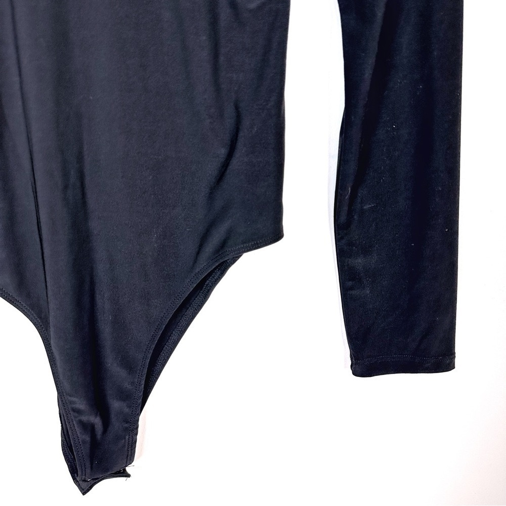 Halogen Black Jersey Stretch Knit Long Sleeve Double Scoop Bodysuit Size M - Picture 5 of 10